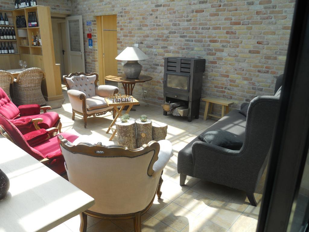 Tannine Et Cuisine Jabbeke (West-Flanders) Exterior foto